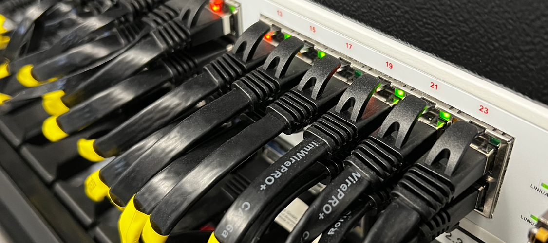 Medienkonverter: Von Kupfer auf Glasfaser Banner - KTI Distribution GmbH